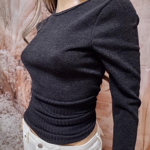 Viamor Women's Black Long Sleeve Long Blouse Stretch Cozy Top - Picture 8 of 14